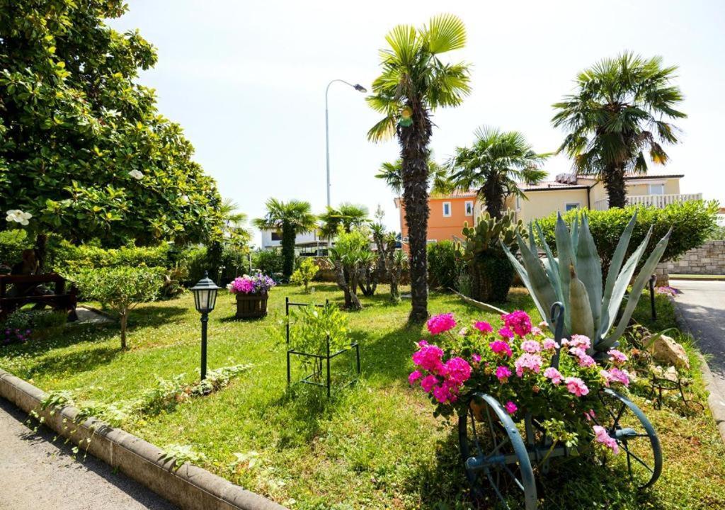 Apartment Anna Umag Exterior foto